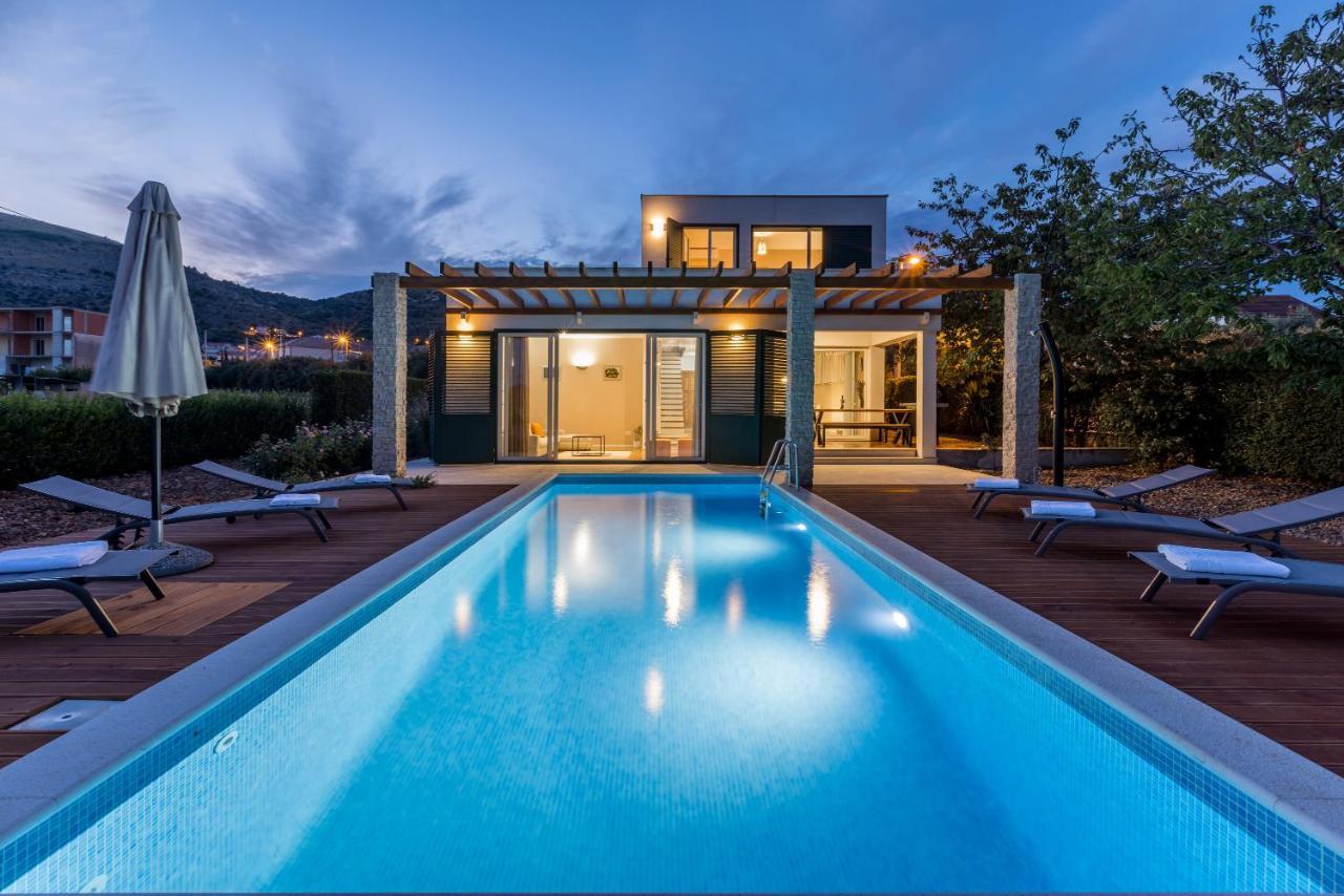 Villa Trogir Bagian luar foto