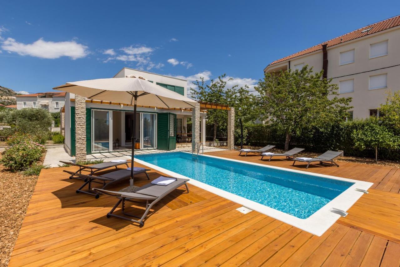 Villa Trogir Bagian luar foto