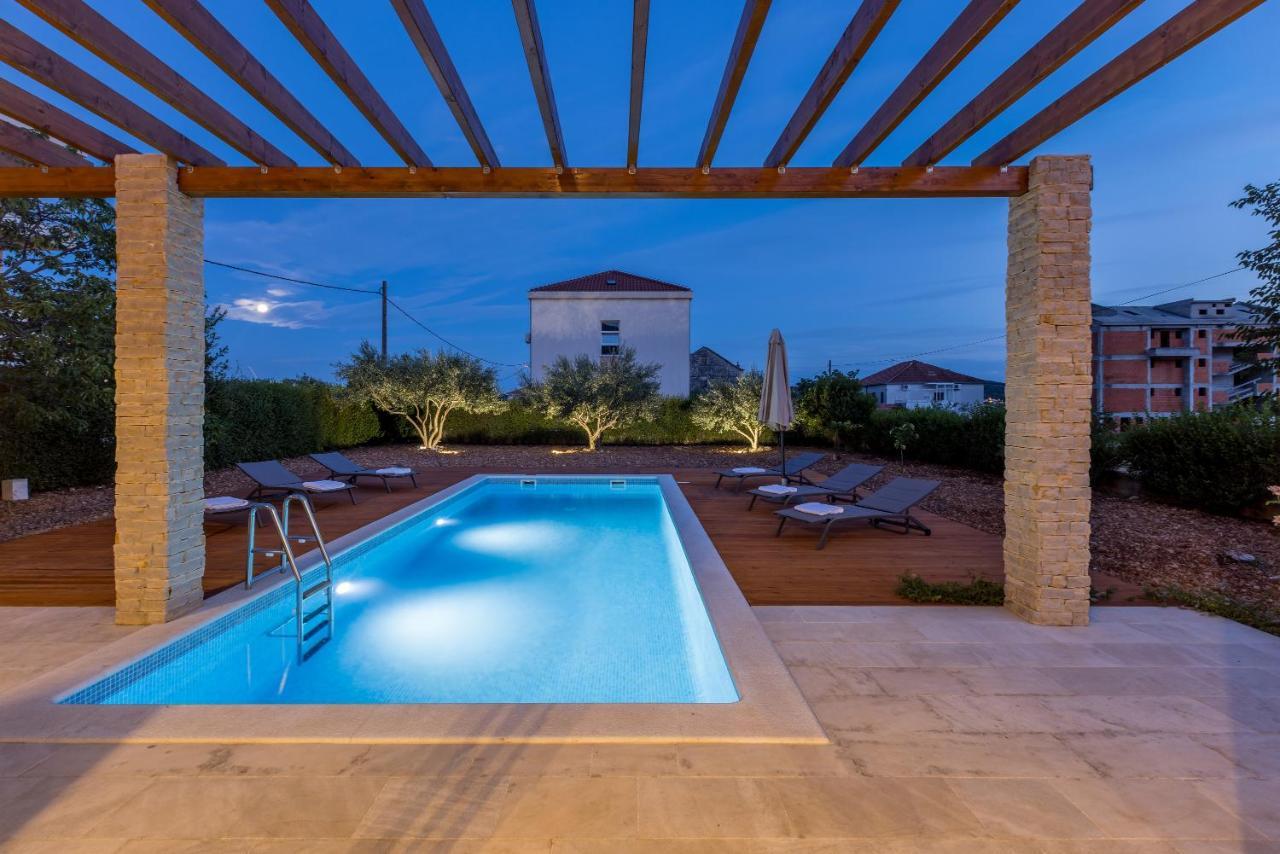 Villa Trogir Bagian luar foto