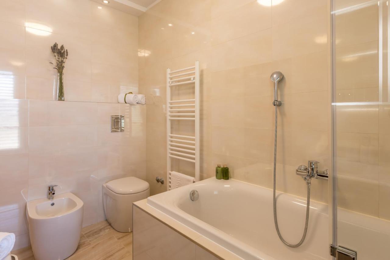 Villa Trogir Bagian luar foto