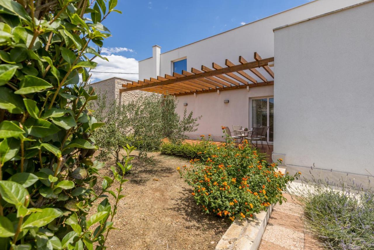 Villa Trogir Bagian luar foto